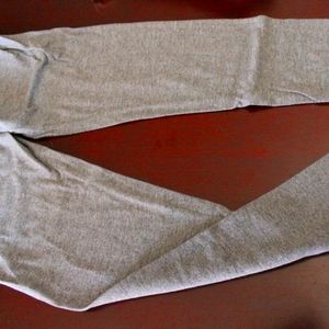 Thin Grey Leggings
